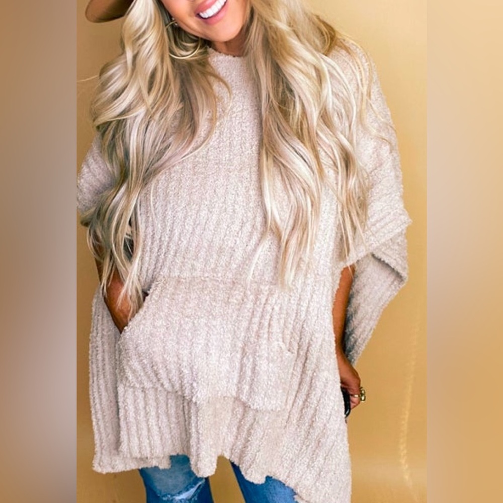Fashionably Cozy Hooded Poncho
- Taupe